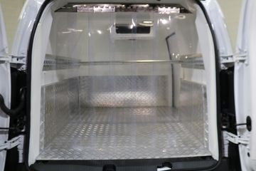 Voertuigafbeelding 2