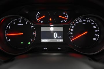 Voertuigafbeelding 16