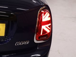 Voertuigafbeelding 22