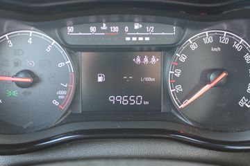 Voertuigafbeelding 5