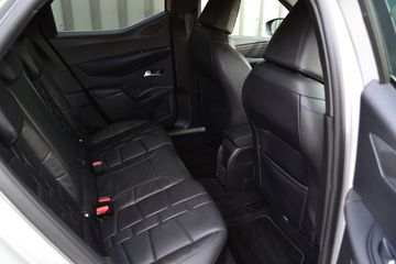 Voertuigafbeelding 11