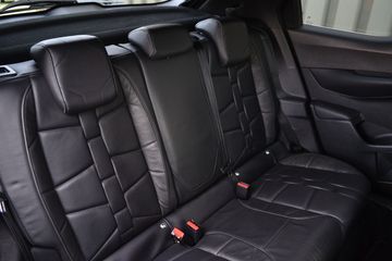 Voertuigafbeelding 12