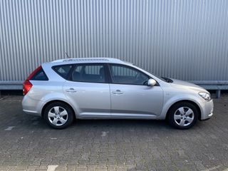 Voertuigafbeelding 9