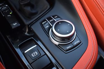 Voertuigafbeelding 35