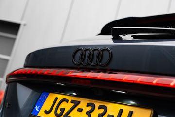 Voertuigafbeelding 17