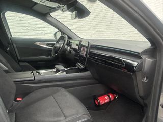 Voertuigafbeelding 14