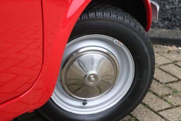 Voertuigafbeelding 8