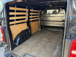 Voertuigafbeelding 17