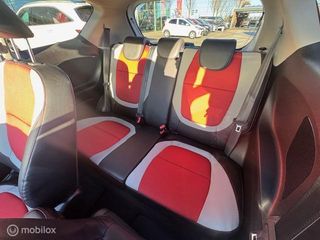 Voertuigafbeelding 13