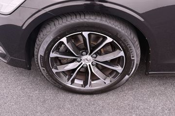 Voertuigafbeelding 6