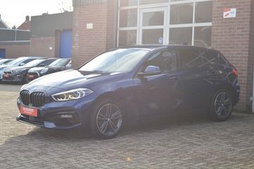 Voertuigafbeelding 2