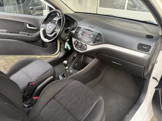 Voertuigafbeelding 8