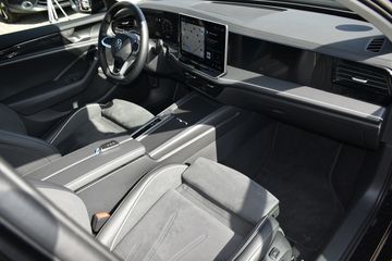 Voertuigafbeelding 12