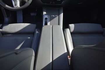 Voertuigafbeelding 35