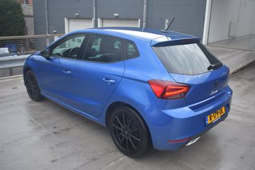 Voertuigafbeelding 3