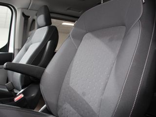 Voertuigafbeelding 12