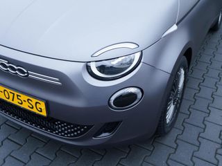 Voertuigafbeelding 21