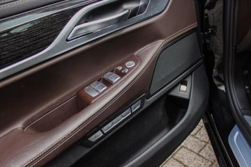 Voertuigafbeelding 38