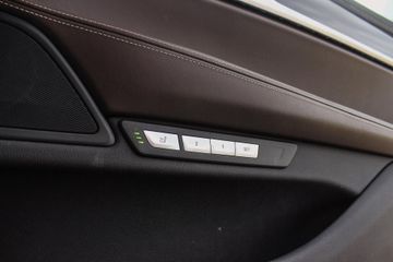 Voertuigafbeelding 39