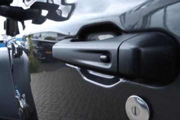 Voertuigafbeelding 15