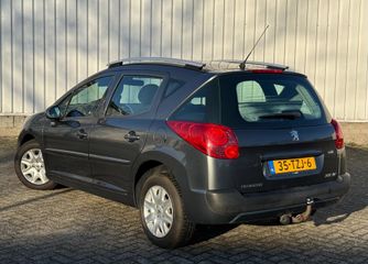 Voertuigafbeelding 3