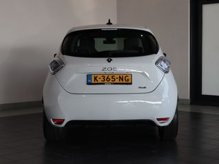 Voertuigafbeelding 12