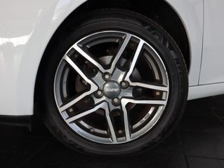 Voertuigafbeelding 15