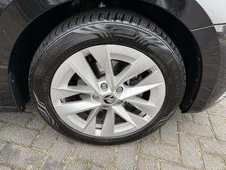 Voertuigafbeelding 9