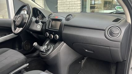 Voertuigafbeelding 10