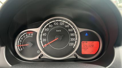 Voertuigafbeelding 17