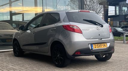 Voertuigafbeelding 4