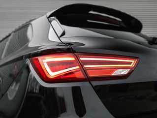 Voertuigafbeelding 32