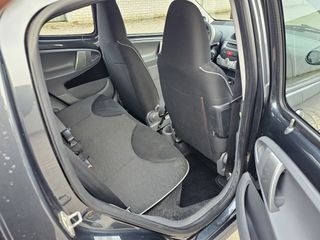 Voertuigafbeelding 13