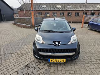 Voertuigafbeelding 7