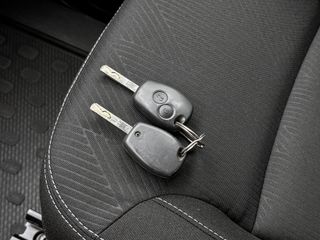 Voertuigafbeelding 13