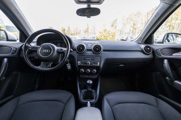 Voertuigafbeelding 16