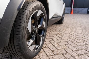 Voertuigafbeelding 9