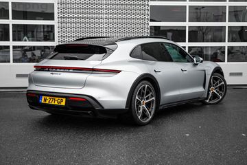 Voertuigafbeelding 2