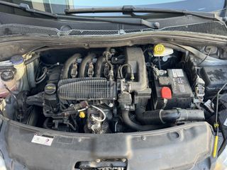 Voertuigafbeelding 8