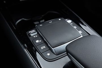 Voertuigafbeelding 12