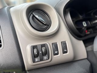 Voertuigafbeelding 16