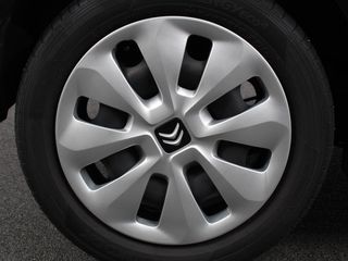 Voertuigafbeelding 3