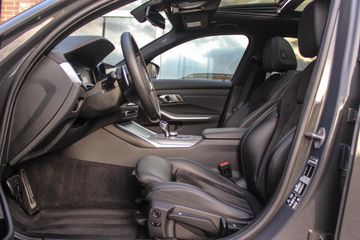 Voertuigafbeelding 13