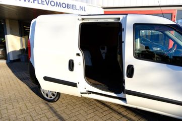 Voertuigafbeelding 12