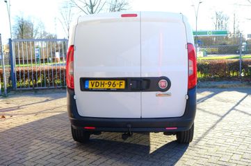 Voertuigafbeelding 7