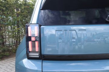 Voertuigafbeelding 13