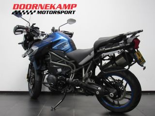 Voertuigafbeelding 4