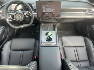 Voertuigafbeelding 9