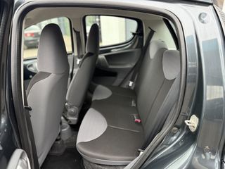 Voertuigafbeelding 7