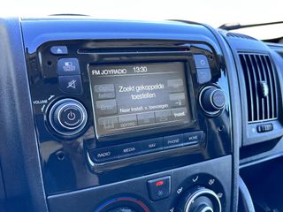 Voertuigafbeelding 4